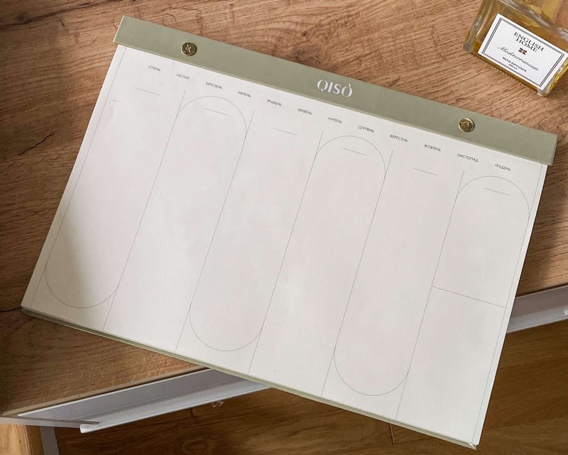 Щотижневик настільний OLIVA