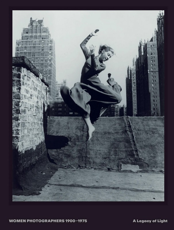 Women Photographers 1900 - 1975